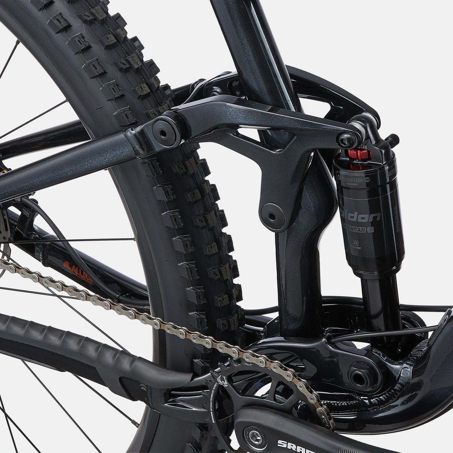 GIANT STANCE 29 1 COLD IRON
