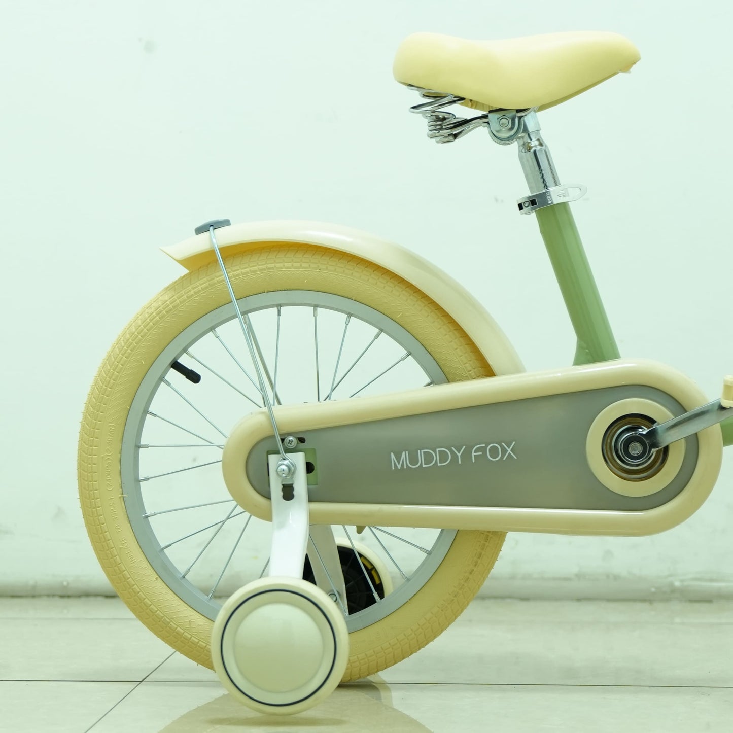 Muddy Fox 16-Inch Kids Bike | Girls | Green-Cream