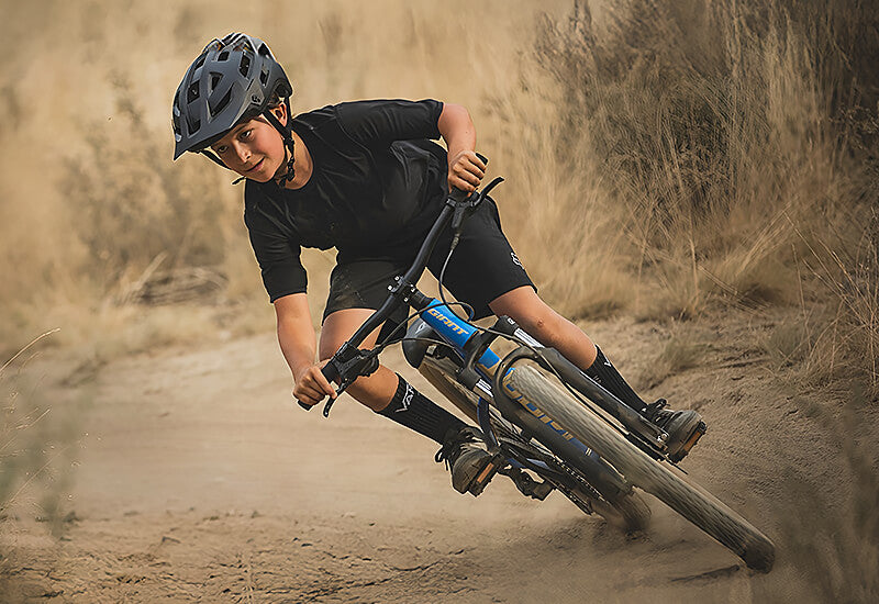 Kids’ bike buying guide showing how to choose the right bike for your child