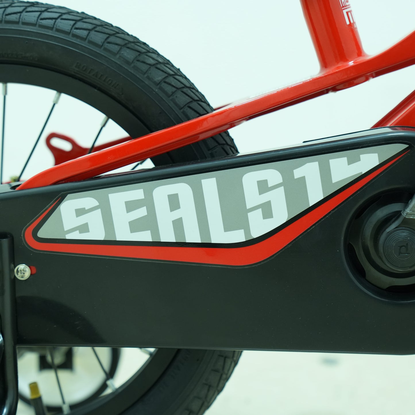 Trinx 14-Inch Seals Kids Bike