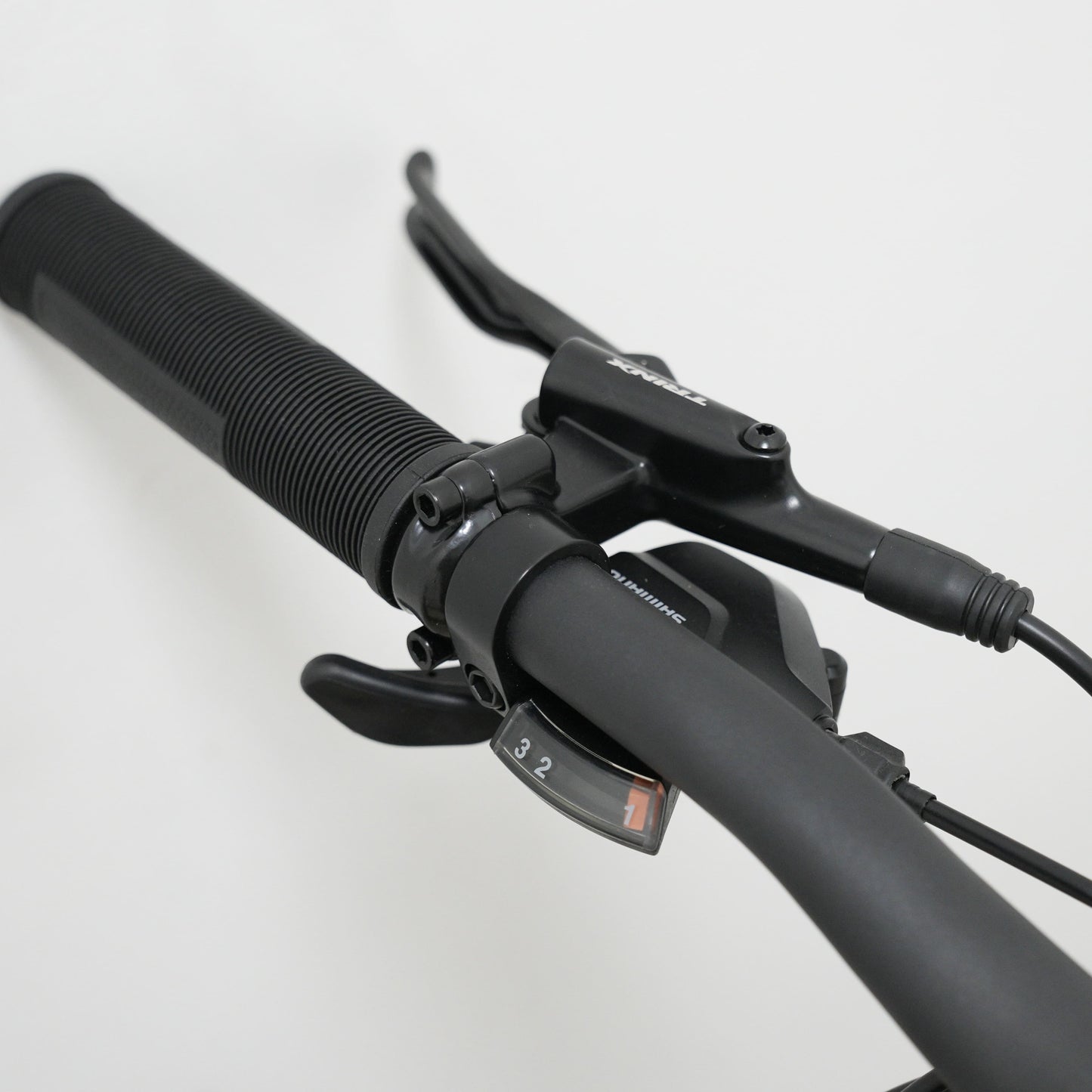 Trinx 26-Inch Alloy Mountain Bike