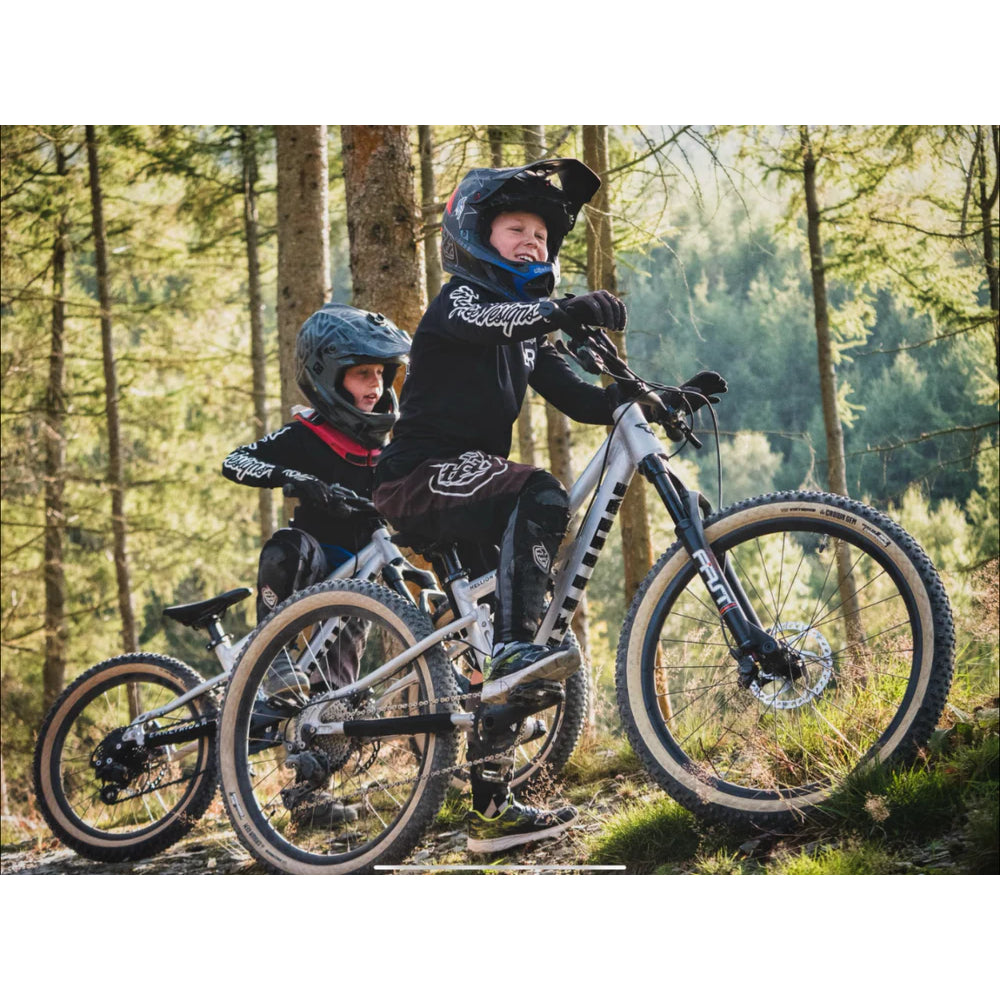 Early Rider Hellion X24 Kids Mountain Bike - Brushed Aluminium